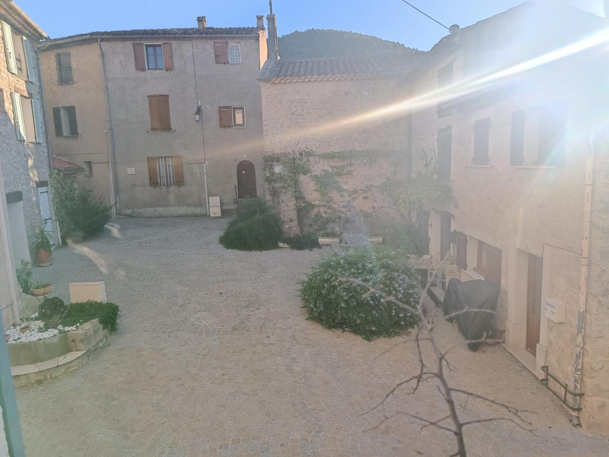 Au Puits De Figa Apartment Figanieres Bagian luar foto