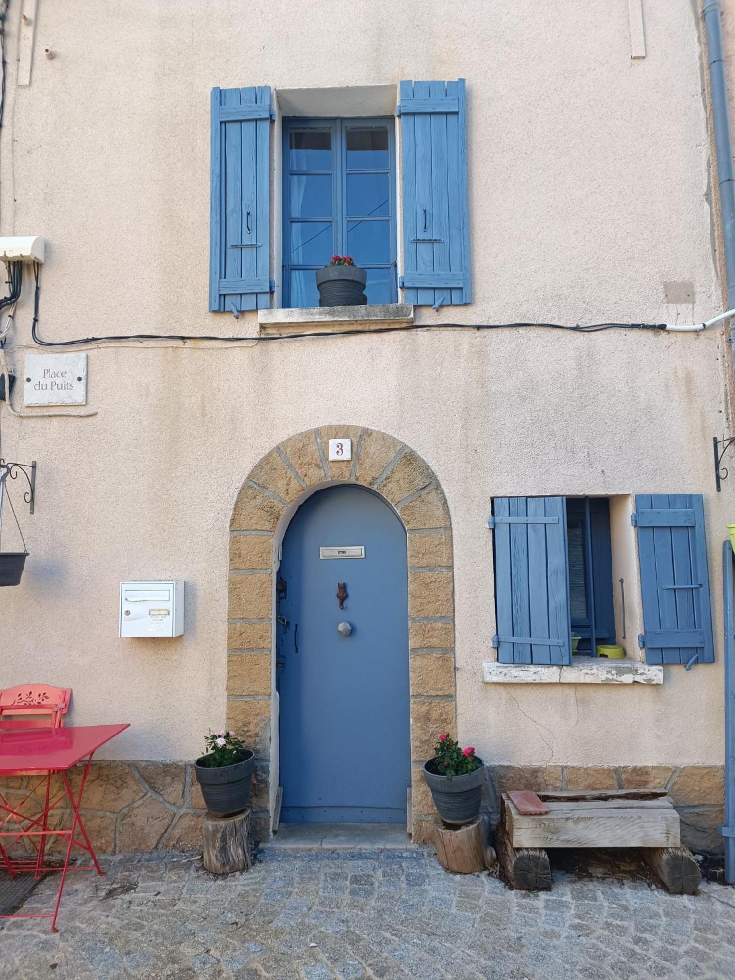 Au Puits De Figa Apartment Figanieres Bagian luar foto